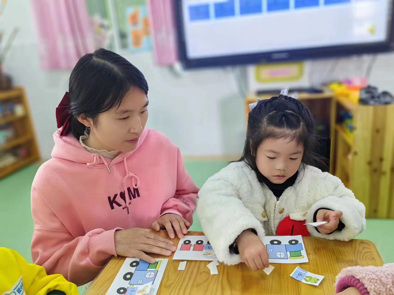 城關(guān)鎮(zhèn)中心幼兒園開展教師教學(xué)技能大賽