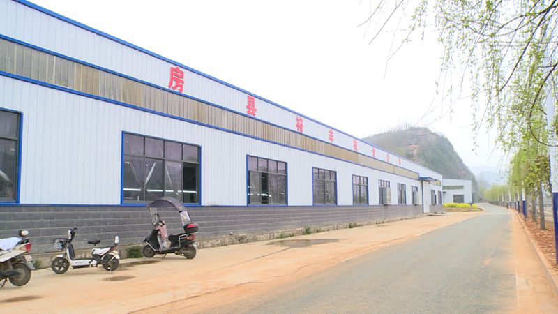 白鶴鎮(zhèn)襪業(yè)工廠：供銷兩旺助力鄉(xiāng)村產(chǎn)業(yè)振興