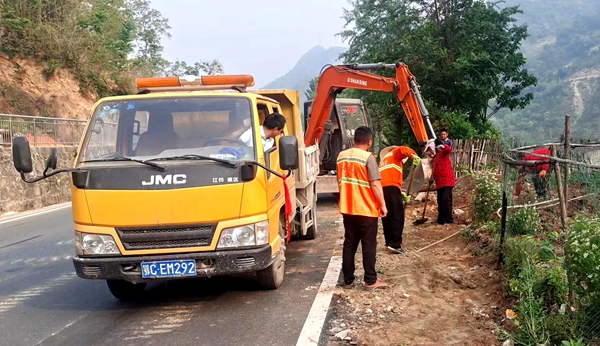 路修好了 環(huán)境美了 居民笑了