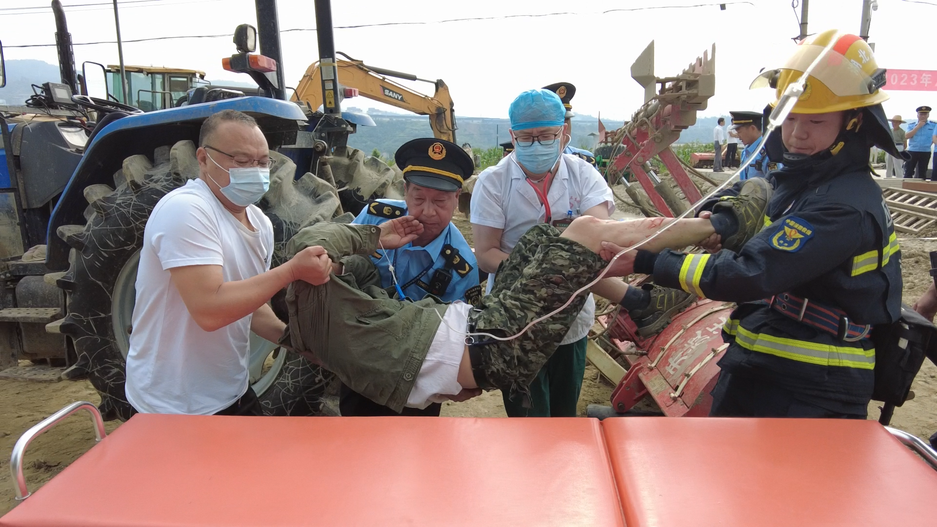 縣農(nóng)機(jī)服務(wù)中心：開展農(nóng)機(jī)事故演練 提升應(yīng)急處置能力