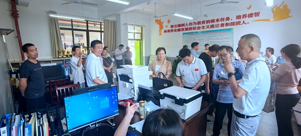 房縣創(chuàng)文辦考察學(xué)習(xí)竹溪縣未成年人思想道德建設(shè)工作