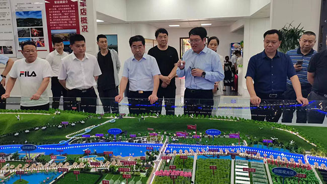 棗陽市黨政考察團(tuán)來我縣考察美麗鄉(xiāng)村建設(shè)