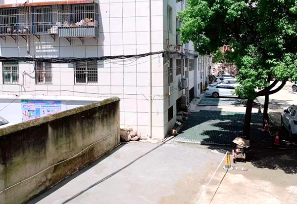 縣創(chuàng)文辦:“雷霆”督辦 匯文小區(qū)舊貌換新顏