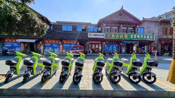 房縣：綠色出行  共享單車助力全國文明城市創(chuàng)建