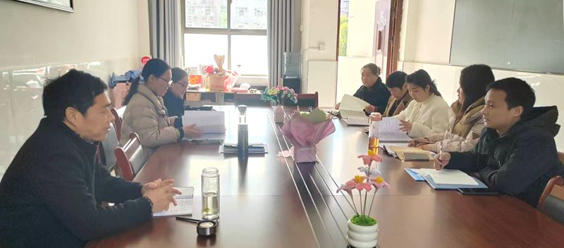 大木初中：教師結(jié)對(duì)幫扶 攜手共同成長