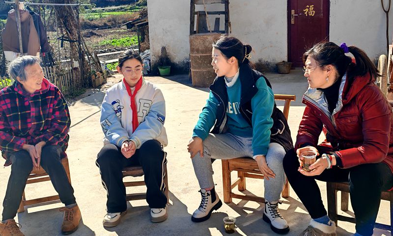 下茅坪小學(xué)：開展家訪活動(dòng) 助力學(xué)生成長