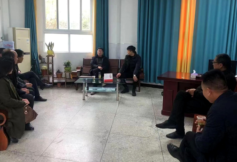 房縣計生協(xié)督導陳家鋪村向日葵親子小屋項目工作