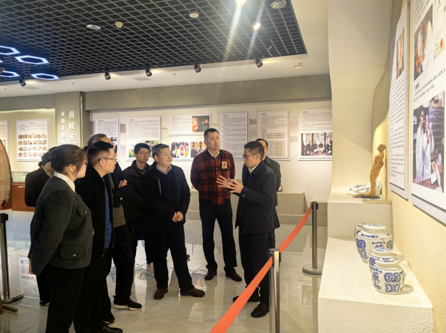市人大視察非遺工作 房縣非遺保護及產業(yè)發(fā)展獲肯定