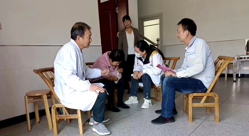 姚坪鄉(xiāng)衛(wèi)生院： 筑牢高危孕產(chǎn)婦“安全防護(hù)網(wǎng)”