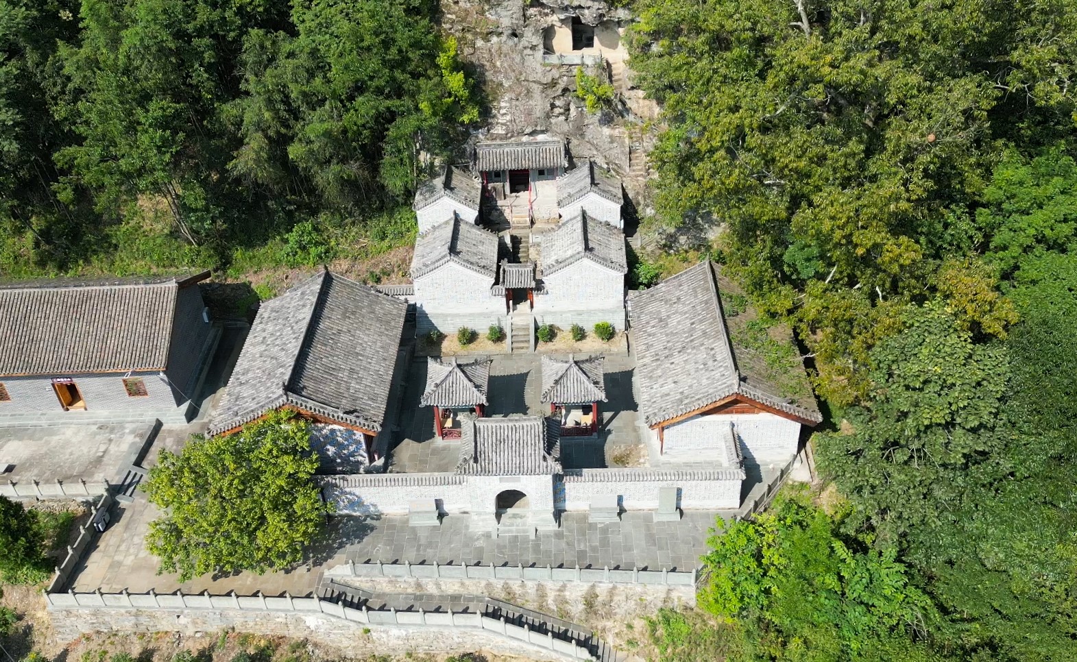 尹吉甫鎮(zhèn)：多彩文明實踐推進寶堂寺文物保護利用