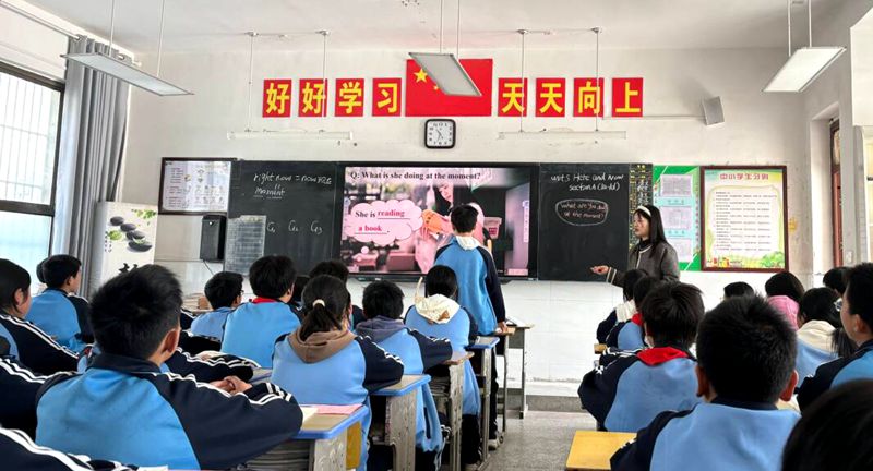 校際聯(lián)動(dòng)謀發(fā)展 均衡教育譜新篇