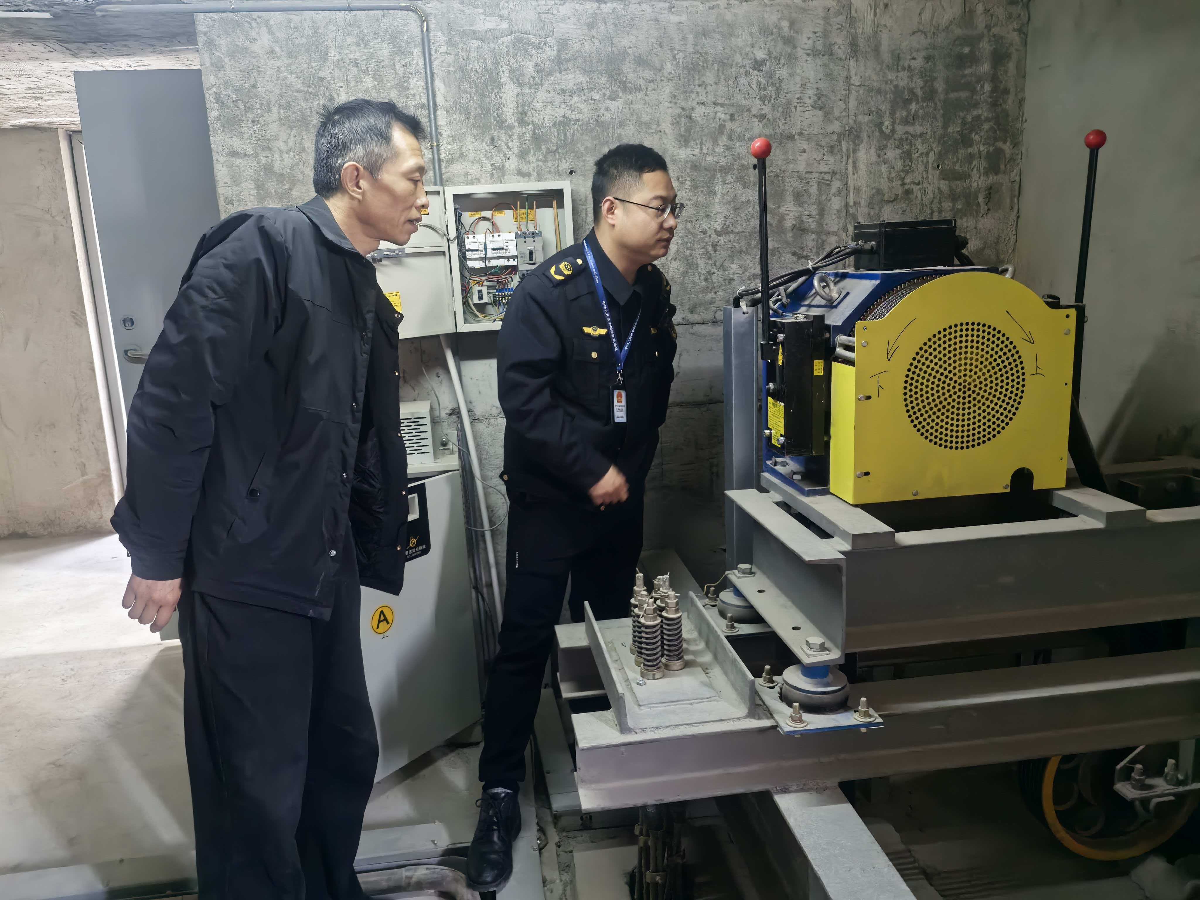 房縣城關市場監管所：強化節前隱患排查 筑牢節日安全防線