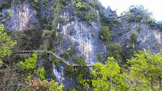 旅游名鎮(zhèn)鑄輝煌